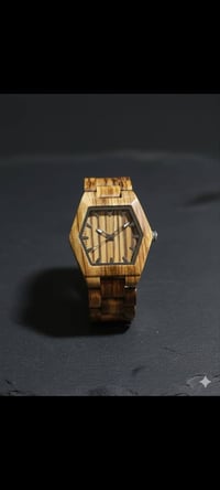 ساعة • قابل تفاوض • ثقيل