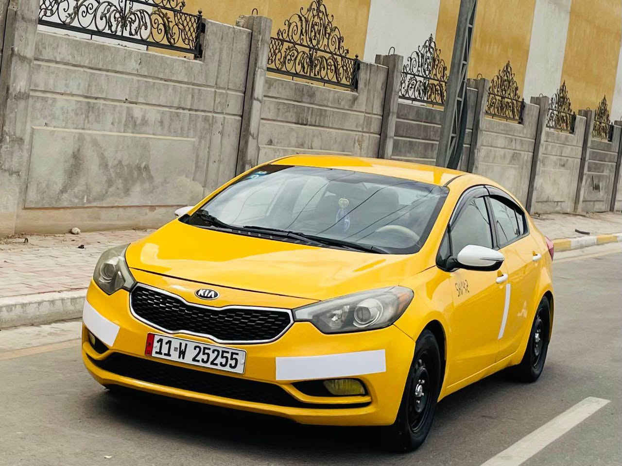 سلام عليكم البيع كيا فورتي رقم بغداد موديل 2015 وأرد امريكي حادث جاملغ بنيد فقط بدون دواخل باقي مكفوله كفالة عامة اليبل وآحد مواصفات شاشه كأمره حساسات تحكم ستيرن تحديد مسار مثبت سرعه نضام يكو  سيارة جديدة وجاهزة من كلش تبريد ثلج حدادية تخم تاير كير ومكينة 2000 مكفولات دوش سنوية الغايه 27 هزه جديده هيه منظومه غاز  غرامات مصفره سيارة أحله من صور السعر 107 الأستفسار علا رقم *********** مكان سيارة كربلاء كربلاء, العراق
