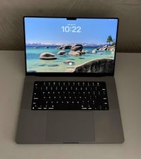 💻Macbook pro M1 pro 2021 🔲16 inch ➡️512 Gb Hard ➡️32 Gb Ram 👍Cycle cou...