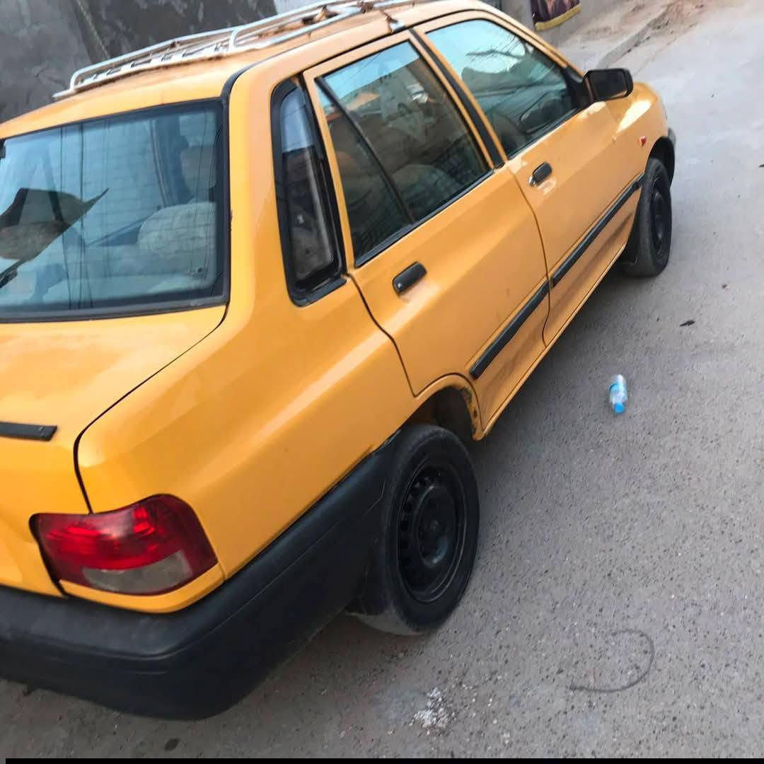 سلام عيكم سايبه مديل 12 كير محرك مكفوات مصفر هيه غرمات رقم كليزي   سعر 26  عنوي بغداد ***********
