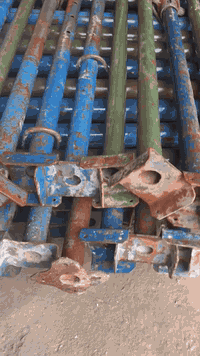 جكات طول ٤متر بغداد ٠٧٧٠٥٥٣١٨٥٢ بيه واتساب