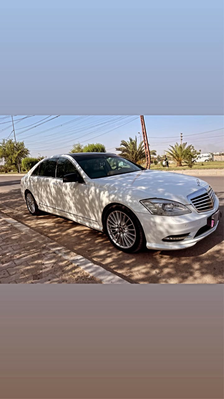 Mercedes Benz S class 
السيارة وارد خليجي استيراد شركة باجگير   S 350 لارج
موديل 2011
عداد الكيلو متر 180 الف حقيقي 
كير مكينة صدر كهربائيات كفالة بيهة مكانين صبغ كد شبر
مواصفات السيارة معروفة
السعر 23,500 ورقة للبيع او مراوس حسب القناعة
للاستفسار الاتصال ع الرقم *********** بغداد, العراق
