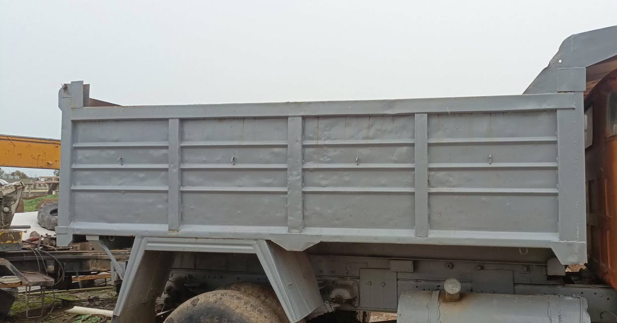 السلام عليكم للبيع بودي قلاب اسكانيا تك العنوان موصل للتصال***********
