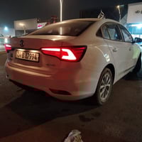 ام جي • بصرة • ابيض