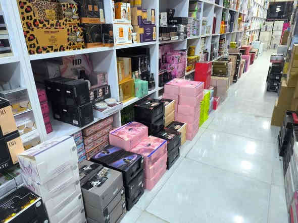 جملة فقط ⛔⛔ 
اسعارنا تميزنا مكياج/عطور/مواد عامة 
إشتركوا بقناة التليجرام لرؤية باقي المواد مع الأسعار
https://t.me/aliali331159
وقناة الوتساب أيضاً 👇
https://chat.whatsapp.com/GgDn3U9haPLI6jG67S9Cqx?mode=hqrc
للحجز والاستفار مراسلة الصفحة او 
 وات ساب ***********
عنوان كربلاء حي الحسين متوفر توصيل كربلاء 3 وجميع المحافظات 5
#كربلاء #ديوانية #ناصرية #بصرة #كوت #عمارة #ميسان #موصل #نجف #حله #بابل #مسيب
