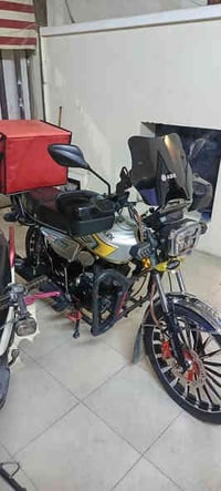 دراجه سيفان لبيع موديل 25 ما ماشيه هواي ماشيه الف ضاغطه وزنجيل  اريده ...