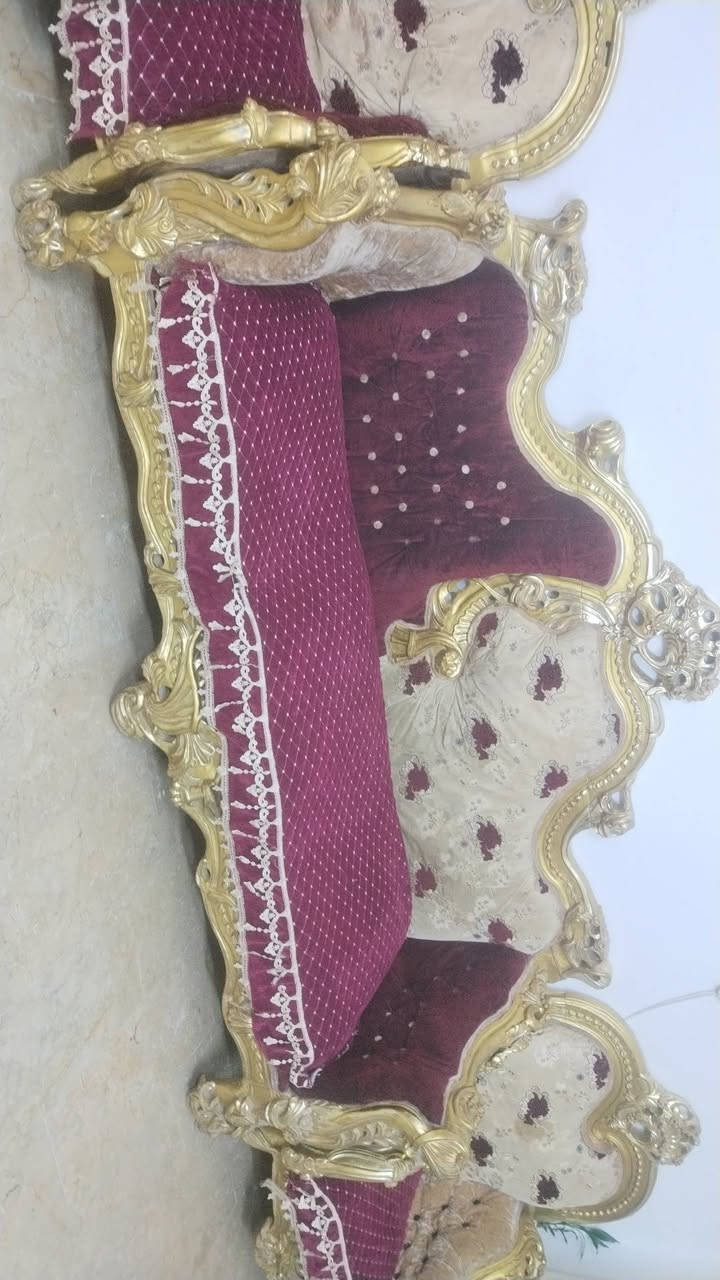 تخم مصري ملكي ١٠ مقاعد
السعر ٥٠٠ الف


**إذا كنت صاحب هذا الإعلان وتريد حذفه لأي سبب، رجاءا أرسل رسالة إلى الدعم الفني**