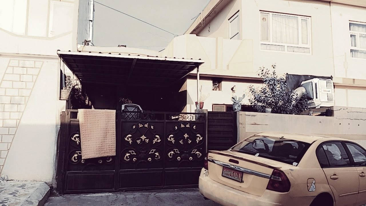 دار للبيع/كركوك/سرچنار/فلكة سرچنار

المساحة: 100 متر مربع 

يحتوي على: 
(غرفة نوم+استقبال+مطبخ
+صحيات+بيتونة كبيرة+كراج سيارة)

لمعرفة السعر والاستفسار الاتصال على الارقام الاتيه:
(***********) اسيا 
‏(***********‏) كورك 
او مراسلتنا على بريد الصفحة

ملاحظة: يمكنكم ارسال الأراضي والبيوت
للأعلان عنها عبر صفحتنا بدون مقابل 
يرجى ارسال:
عنوان المُلك كامل 
بعض الصور للمُلك
سعر المُلك 
عبر الواتساب الخاص بالصفحة (***********)

لزيارة مكتبنا على العنوان الاتي: 
كركوك/سرچنار/فلكة سرچنار
