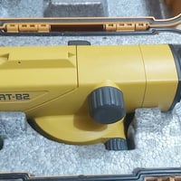 متاح  جهاز Level  نوع Topcon AT-B2   هاتف  07705848858