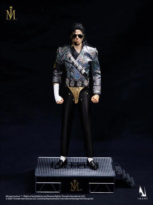 Michael Jackson Dangerous Tour (1/6 Scale) من INART

المواصفات:

* مقياس 1/6 احترافي من شركة  INART⁠￼
* تجسيد دقيق جداً لملامح مايكل جاكسون مع شعر مزروع (Rooted Hair).
* بدلة Dangerous Tour الشهيرة بتفاصيل لامعة مطابقة للعرض الحقيقي.
* نظارات، حزام، إكسسوارات وملابس عالية الجودة.
* مفاصل مخفية تسمح بوضعيات استعراضية متنوعة.
* مناسب لهواة الجمع ومحبي مايكل جاكسون.

مميزات النسخة:
✅ دقة نحت وتلوين عالية جداً
✅ شعر حقيقي مزروع بتفاصيل واقعية
✅ خامات ملابس فاخرة
✅ من أقوى إصدارات مايكل جاكسون بمقياس 1/6

للمهتمين أو للاستفسار عن السعر والتوفر، راسلني على الخاص.


**إذا كنت صاحب هذا الإعلان وتريد حذفه لأي سبب، رجاءا أرسل رسالة إلى الدعم الفني**
