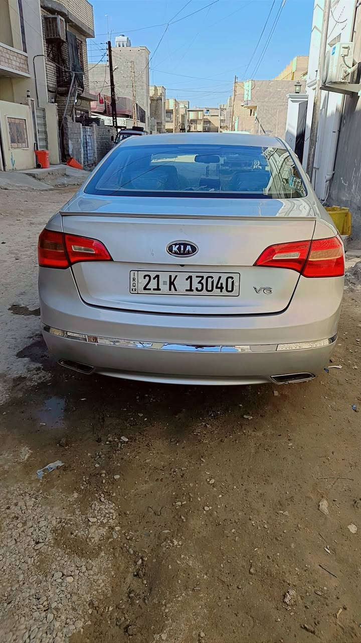 السلام عليكم محتاج واريد ابيع ونزلت من السعر كيا كادنزا موديل ٢٠١٠ بيها اربع قطع صبغ نواقصها جدا بسيطه كير محرك مكفول صدر امامي مبدل والخلفي نص عمر سيارة ترايك وين ميعجبك تريد تحويل تريد وكالة اليسال علنواقص كلوبات لايت فيشة حساس مراية جانبية تبريد بس شحن واتكفل بي السيارة سعرها ٧٨ محتاج واريد ابيع مكاني الكرخ ***********
