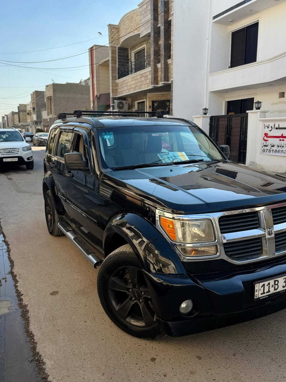 السلام عليكم 
دوج نيترو 2008
فووول 6مواصفات 
محرك گير جدد 
صدر خلفي امامي
 تبريد جديد تدفأه شغالات 
السياره جاهزه مناقصهة كلشي
السياره بيهة باب كلير وبنيد كلير اثر جراد 
والجاملغ طخة ومصبوغة 
مكانهة الدوره ابو طيارة
السياره رقم وهزه جدد بأسمي
***********
السعرررر 92وبيهة مجال
