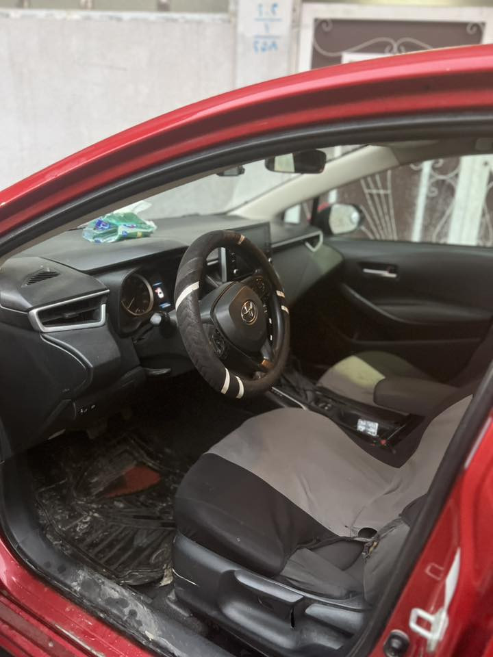 كورلا 2020 
le 
نص فول 
توماتيك ماشيه 110ميل 
قطعه فقط بوند مبدل ومصبوغ بدون اي معجون 
بيها بعض الملاحظات السعر 135$
‭0770 999 8913‬
