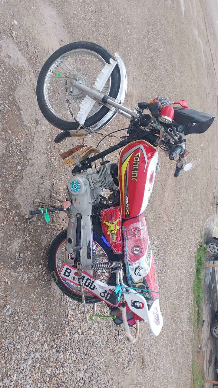 سلام عليكم  دراجة تايكر للبيع
اوراق            👈كاملة

كهرباءيات      👈كلهة شغالة 

شاشة           👈شغالة 

دشبول         👈اشاير كولة شغال

مكينة         👈مفتوحة 

الموديل      👈19السعر 450اوبيهة مجال العنوان اديالى شهربان جسر مهروت اتصل ***********رجاءن المو شراي لايتصل او لحد ايطب خاص ماجاوب خاص
