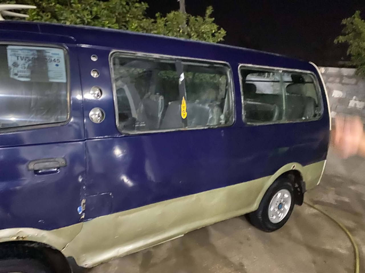 سلام عليكم بريجو للبيع موديل 96 كير محرك اكسن مكفولات رقم بغداد السعر 50 وبيه مجال مكان سياره بغداد المدائن انتصل وبيك خير وتدلل رقم الهاتف ***********
