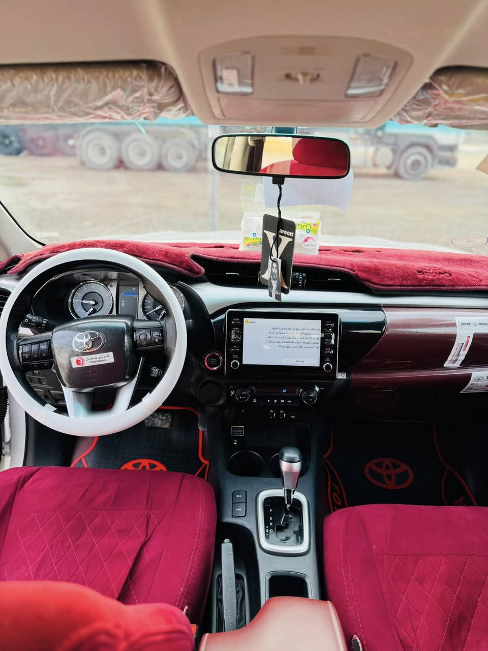 سلام عليكم سياره هايلوكس فول موصفات مكفوله كفاله عامه رقم سليمانيه ماشيه 50الف السعر 285 مكان البصره الدير ***********
