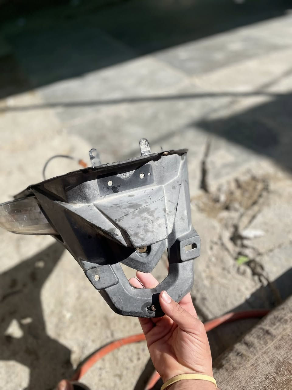 ذيل مال جيتي ار كدام عيني بي ملوحه سعره 5/الف  إذا ما عندك تعال اخذه بلاش لمحتاجه بغداد الغزاليه ‭٠٧٧٦ ٥٧٣ ٨٣٧٣‬
