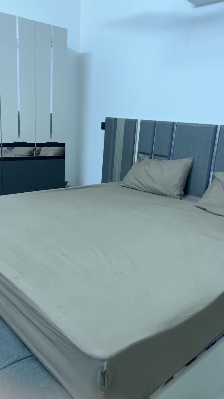 السلام عليكم غرفه نوم للبيع ٧ قطع سعرها ٨٠٠ وبيها مجال مكان الدوره


**إذا كنت صاحب هذا الإعلان وتريد حذفه لأي سبب، رجاءا أرسل رسالة إلى الدعم الفني**
