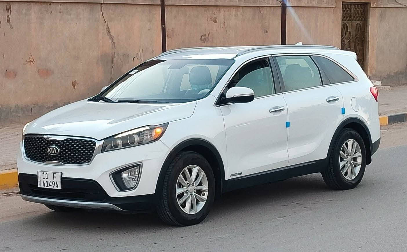 للبيع
سورنتو 2016 وارد امريكي v6 حادثه تبديل بنيد قطعه اصليه فقط بدون دواخل الباقي كفاله سونار + مقطع لسياره بالمنشور
المواصفات 
 محرك 6 سلندر كفاله من الفتح والتبخير والتنقيص 7 راكب فور ويل  سياره بعده على وضع الشركه حداديه كير محرك تبريد تخم تاير جاهزه مابيه اي نقص ماشيه 81 
رقم بغداد بأسمي تحويل مباشر 
العنوان قضاء الشطره 
السعر 180
***********
