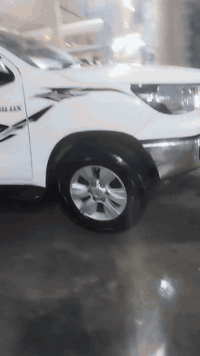 هايلوكس • كفاله عامه • ٨٠٠٠٠ كم