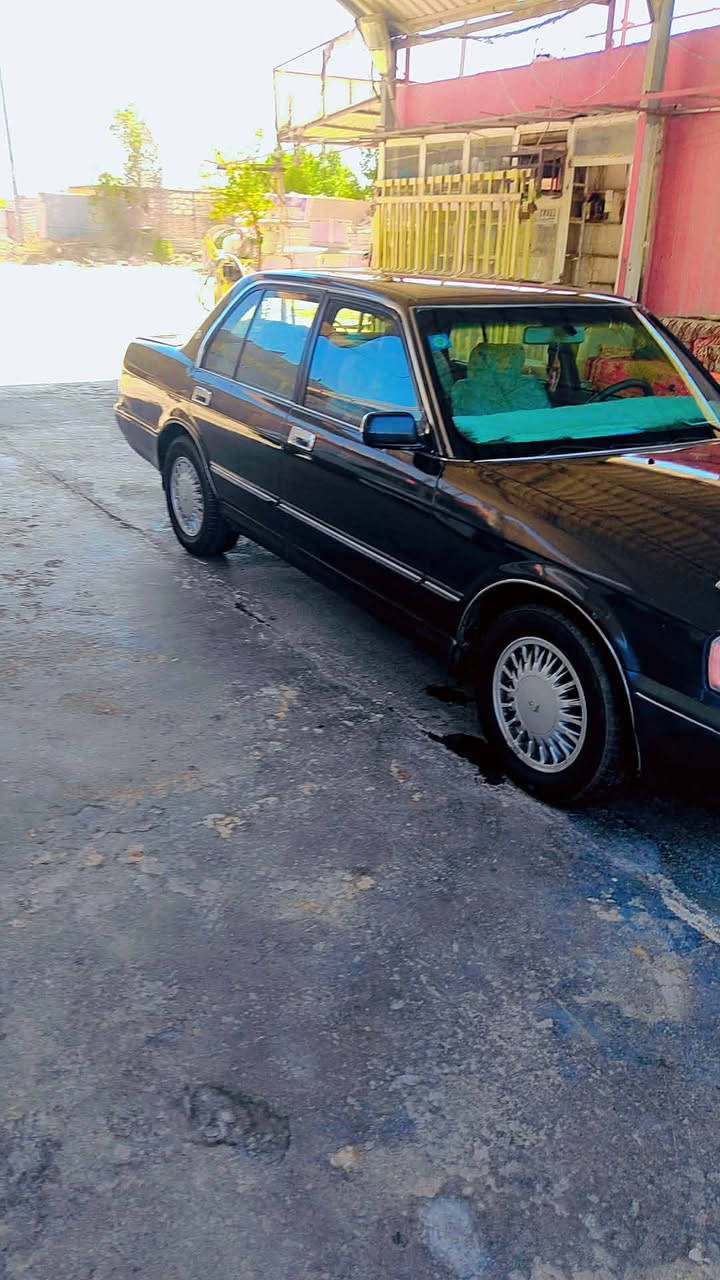 للبيع ارنب موديل ٩٣مكفوله من الكص والعيب الشرعي جاهزه كير مكينه حداديه كهربائيات تخم تاير السياره بأسمي تحويل ثاني يوم سنويتها ل٢٨ 
السعر ب66 وبيها مجال قليل 
للاستفسار ***********
العنوان الديوانيه قضاء الشاميه
