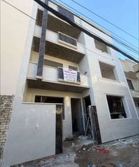 🚩سلام وعليكم   🔴 دار للبيع 🔴 واجه الدار 10 *10 100م  🔴العنوان الوزيريه...