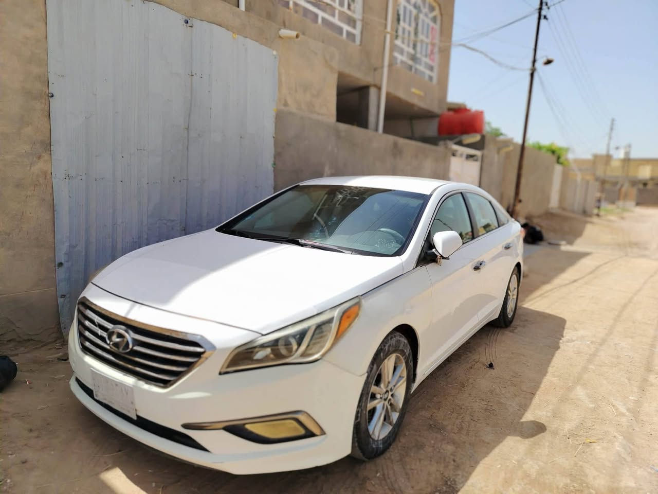 السلام عليكم سوناتا للبيع موديل 2016 وارد امريكي سياره بس صبغ بالجاملغات الاماميات شبر السعر 110 وبيها مجال العنوان ديوانيه قضاء الشاميه  وللاستفسار على الرقم ***********
