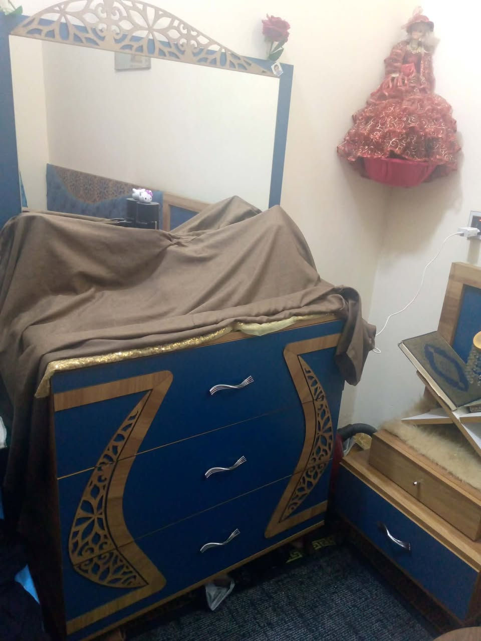 #بيع_مستعجل📌👇🏻
غرفة نوم 5 قطع مع الدوشك نظيفة💯‎%‎
#العنوان_بغداد_الاعظمية📍للمزيد مراسلتي✅👍🏻


**إذا كنت صاحب هذا الإعلان وتريد حذفه لأي سبب، رجاءا أرسل رسالة إلى الدعم الفني**