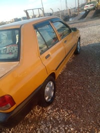 سياره سايبه لبيع موديل 15 نضيفه معنه كلمه بعد احله من صوره مصفرى هيه أ...