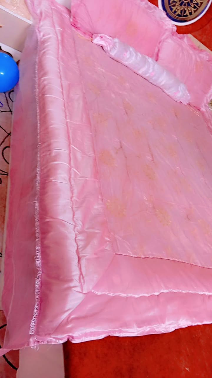 نزلات جرباية اخذت الوحدة ب٣٥ الحمرا بعدها جديدة فرشتها مرة اريدهن اثنينهن ب٢٥ مكاني بغداد الشعب


**إذا كنت صاحب هذا الإعلان وتريد حذفه لأي سبب، رجاءا أرسل رسالة إلى الدعم الفني**