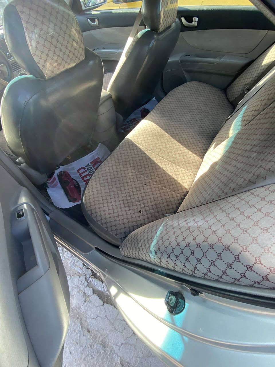 سلام عليكم
سوناتا 2008

 امريكي 6سلندر 3.3

صبغ ٣ قطع فقط  

كلين بدون حادث

 سنوية  ورقم بغداد جديد 

  السيارة فتحة سقف

شاشة كامرة 

 

تحكم ستيرن جهتين

 لايت اوتو

 تخم تاير جديد

تبريد ثلج 

  

مكان السيارة بغداد الحبيبية 

السعر 90 

جاهزه ماعايزها شي تحويل ثاني يوم   

للاستفسار اتصل على  ***********
