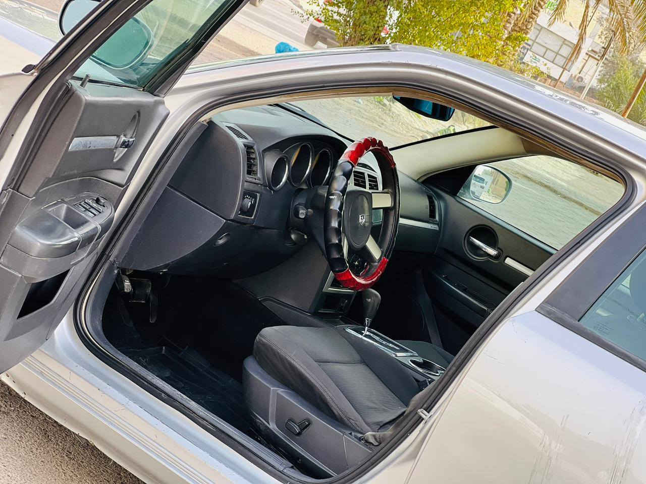 دوج جارجر مديل 2009 سعر 98 وبيه مجال للاستفسار الاتصال *********** وارد  مريكي جاملغ ونص باب بدون دواخل ولباقي كفاله عامه مواصفات كشنات كهربائي قطعتين تبريد مثبت سرعه مانع نزلاق حساسات خلفيه شاشه يباد كامره دواره مري كهربائي مكينه سته 6سلندر 3500مكينه وكير مكفولات حداديه جديدهه تخم تاير جديد تبريد شغال ثلج رقم اربيل تحويل وكاله مضمونه سنويه لل 29 رقم نكليزي سياره جديده وجاهزه مكان سياره كربلاء كربلاء, العراق
