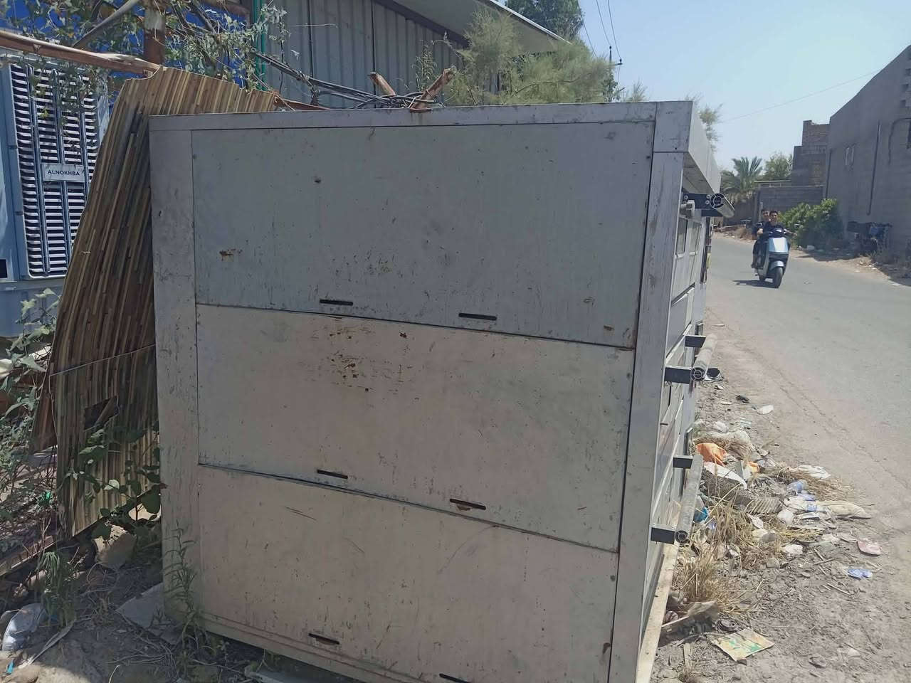 السلام عليكم فرن مستعمل شغال الاستفسار اتصل ***********
