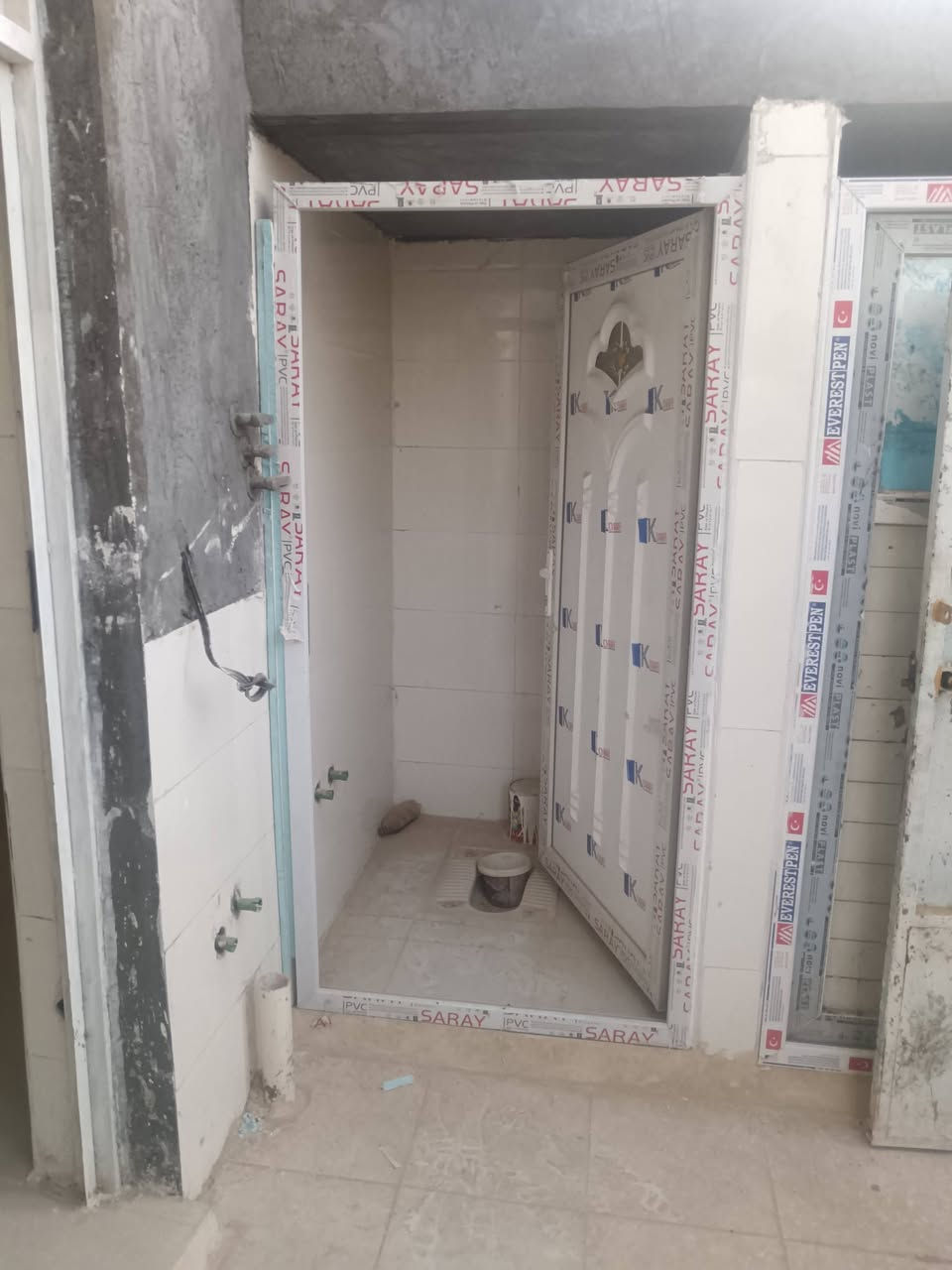 بيت (مشتمل) للبيع مساحته ١١٠ متر
 طابو زراعي سند 25
 الموقع شارع علي قماره قرب حسينية الشهداء
يحتوي على غرفة وصالة واستقبال ومطبخ ومجمع صحيات
والسقف عكاده والسطح فرشي
بناء حديث طابوك
ملاحظه البيت غير مسكون يعني مباشرةً تشيل غراضك تكعد بي
السعر ٤٥ مليون  وبي مجال 
الاستفسار الاتصال على الرقم ***********
