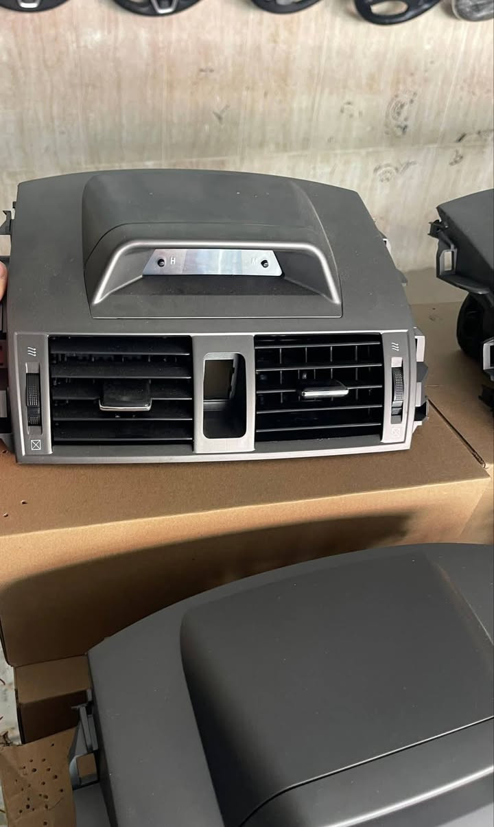 السلام عليكم.. غراض كورلا للبيع يوجد توصيل لكل مكان  ،،، ***********
1/كنترول جام خليجي امريكي... 30الف... 
2/ماطور زراك 10الف اصلي تفصيخ.. 
3/تحكم تبريد. 30الف...
4/شباك. بيكاتشو هو ونيكلة 35الف... 
5/ بك لايتات من 2009ل 2013سعره 65الف... 
6/فلتر تبريد وشوته اصلي 5الف... 
7/نيكل سستم. تكم وابواب 30الف... 
8/ تحكم. استيرن جهتين 30الف... 
9/اسطاب اكسل من موديل 2009ل 2019 سعر الزوج 145الف... 
10/نيكلة صندوق لد. اطلس 35الف... 
11/دكت تبريد. ابو الساعة 30الف...
