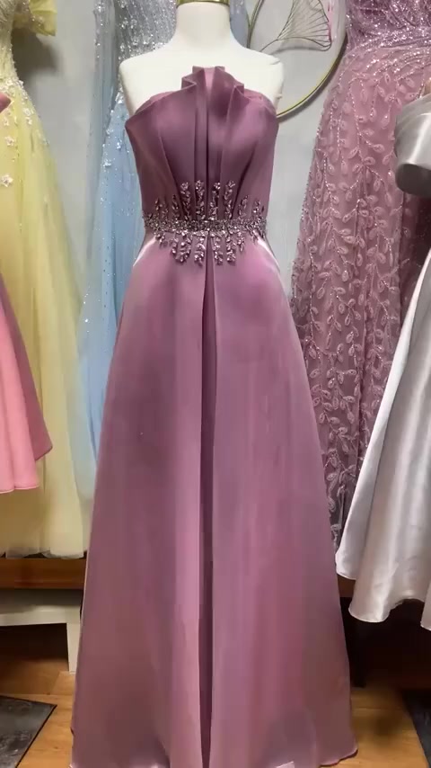 مرحبا بنات عندي فساتين كلش حلوات وقطع تجنن وموديلات كلش هواي والسعر جدا مناسب اي سؤال او استفسار راسلوني خاص واكو توصيل كافه محافظات العراق ملاحظه اذا القبعه مو نفسها او مو نفس التصميم او مو نفس الموديل اللي اختارتوا الفحص قدام المندوب ترجعوه بايده بنات وموديلات كل شوي والسعر كلش كلش مناسب الاسعار جدا مناسبه واهلا وسهلا بيكم


**إذا كنت صاحب هذا الإعلان وتريد حذفه لأي سبب، رجاءا أرسل رسالة إلى الدعم الفني**