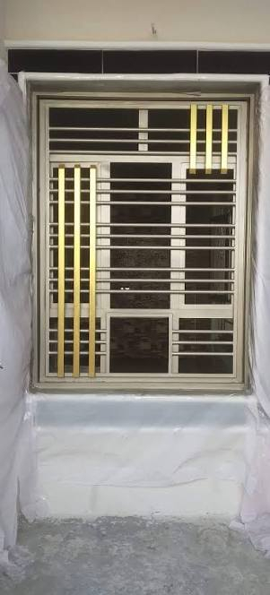 صباغ عام أنواع الصبغ والواجهات المنازل الداخل والخارج وابواب شبابيك بسعر مناسب كرسته وعمل كربلاء ***********
