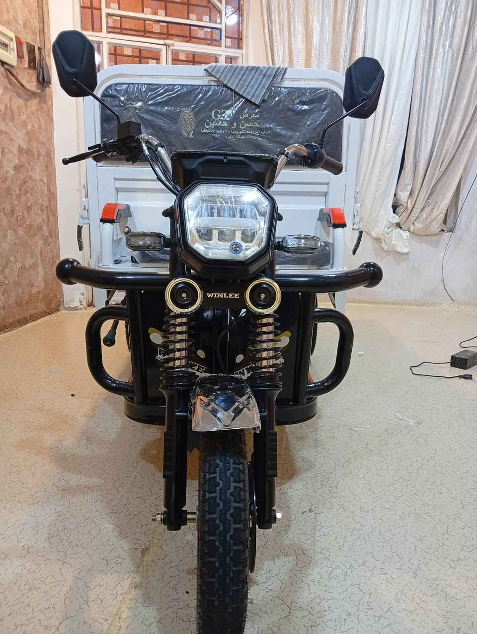 سلام عليكم 

ستوتة جديدة من شركة الوكيل  حسن وحسين زيرو فول مواصفات 
ستة بطاريات 32 اكبر حجم
موديل 26 
سرعة 75
ثلاثة نمر 
اول شحنة لها بعدها ما ماشية زيرو بعد انتة تجي تاخذها من وكيل يشهد الله انا سعري انسب من الوكيل مناسب سعر 
مكان البصرة القبلة 
حي المهندسين قرب مركز المخدرات 
رقم *********** 
راسلوني وتدللون
