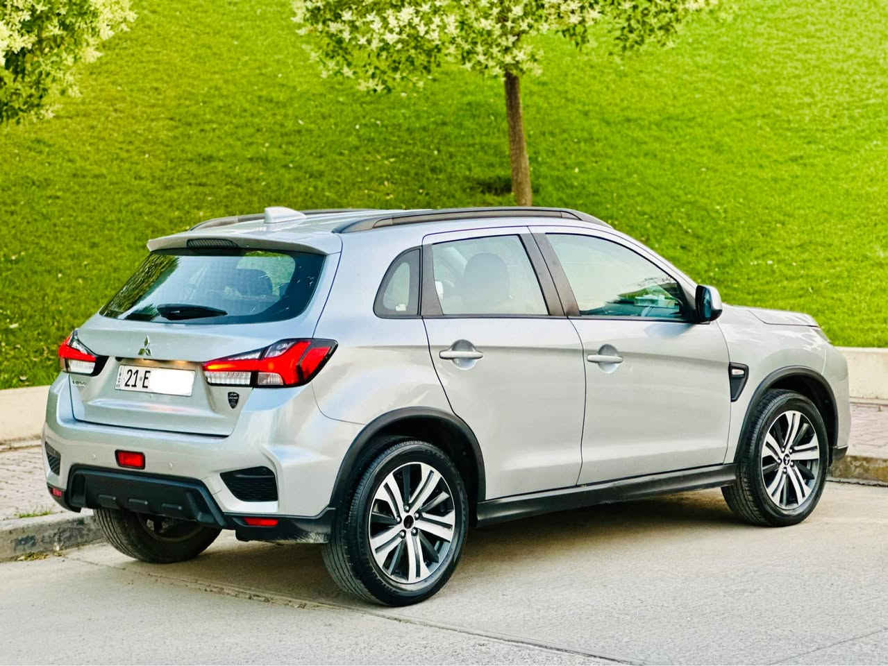 Mitsubishi outlander 2024 ASX 📦

ئاوتلاندەر ٢٠٢٤ مواسەفات خلیجی سفری ئێرە 
سەیارەکە سینی و ئەمریکی و مستەعمەل نییە 
بە سفری لێرە دەر کراوە و تەنها ٢١ هەزار کیلۆمەتر ڕۆشتووە .
سەنەوی تازەیە گێڕ و مەکینە و هەموو شتێکی بە شەرت 
سەیارەکە بێ بۆیاخ و بێ ساردە 

مواسەفات : 
شاشە 
کامێرا 
تراکشن کۆنترۆڵ 
پارک سێنسەر 
گێڕی تۆماتیک و سپۆرت و L 
جام کارەبا 
ئاوێنە کارەبا 
پێشو دوای لید و زینۆنە 
تەحەکومی سوکان و تەحدید سورعە 
زۆر مواسەفاتی تر 

سەیارەکە سعری خوار بازاڕە 
سعر : 158$ و معامەلەیەکی کەم 

📞 *********** السليمانية, العراق
