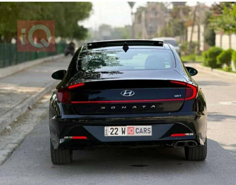 ---
تم تنزيل السعر بشكل كبير تابع  
 
 
سوناتا 2023 موديل وارد امريكي 
فئة sel plus فول 1/1 رقم اربيل 
السياره   ضررها صفحة الصدر كلهاصبغ 
بدون دواخل
والبنيد بي طعجة 
شواصي لغود كفالة
تبريد مروحه وراديترات بلادية 
تحويل للمشتري او وكالة حسب رغبة المشتري . مواصفات sel plus 
كشنات جلد 
فتحة سقف بنوراما . بصمة تشغيل 
وتشغيل عن بعد وبوب بصمة
رادارات 360 جميع الجهات
مانع تصام من الامام والخلف 
كامرا خلفية دوارة 
شاشة ايباد تدعم كار بلي
1600 تيربو
دشبول الكتروني متغير الوان حسب تغير أنطمة القيادة
درايف مود 3  انظمة قيادة
اوتو هولد
شحن مبايل واير ليس
تبريد قطعتين
كشن كهربائي 
تبريد بيانو منفصل دبل فريز
تحكمات استيرن جهتين 
كروز سرعة . شفتات استيرن 
تدفئة كشنات 
بك لايت لد . ولد امامي 
زينون عالي ناصي 
تحديد مسار قيادة آلية 
وباقي المواصفات معروفة 
عالفحص وين ما يحب المشتري
السعر ١٥٥
***********
