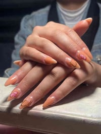 عرووض راس السنه من املين بيوتي 😍 ❤️  جل اكستشن مع جلش ودزاين ٢٠ جلش فق...