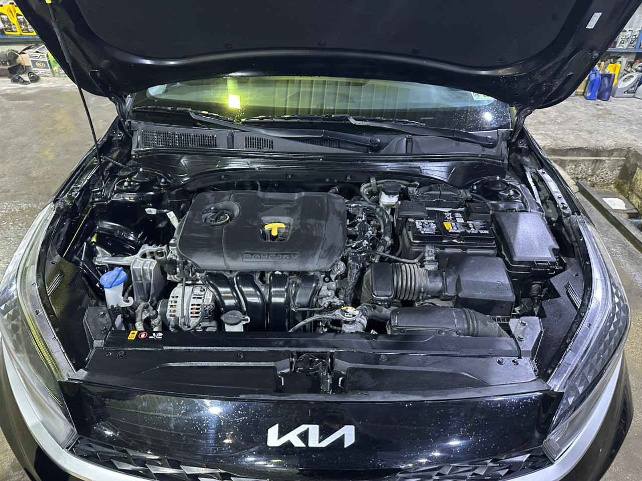 سلام عليكم   البيع كيا فورتي 2024 شهداء 
ضربته كلش بسيطة موضحة بل صوره 
سعر 158 التفاصيل ***********
