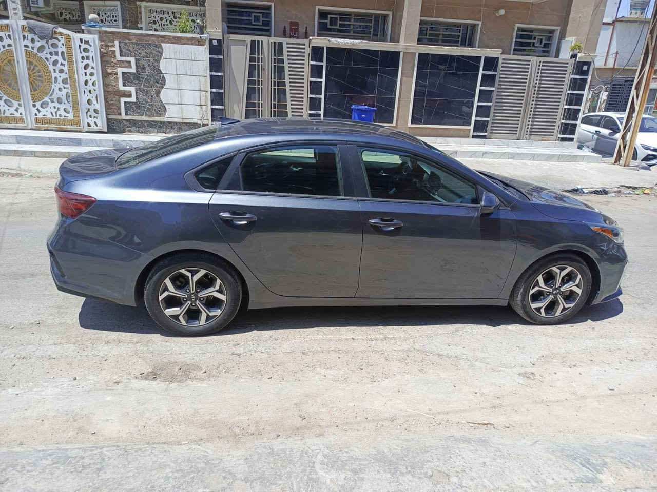 ‏السلام عليكم
‏فورتي 2019 رقم بغداد الجديد 

‏محرك 2000 دوش

‏كير اي اتي 

‏صور الحادث بل منشور طخة بل بنيد راجعة بارد السيارة بدون ايرباك

‏وبيها بل عراق طخة بسيطة بل باب راجعة بارد 

‏شاشه كبيرا كامرا دواره فوول تحكمات انظمه قياده نظام تقليل صرف وقود   تبريد ثلج صدر جديد تايرات جديد

‏ماشية 82   السيارة جديدة بمعنة الكلمة

‏مكان السيارة بغداد  الشعب

‏سعر 128 وبية مجال للطيبين

‏***********
