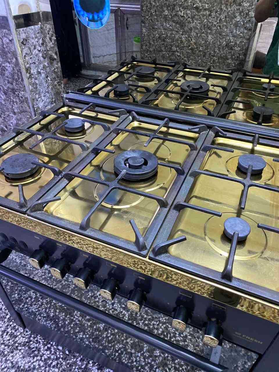 طباخ البيع درجه اول ذاك اليوم اخذنه ب500. رايده ب300 مكاني البياع


**إذا كنت صاحب هذا الإعلان وتريد حذفه لأي سبب، رجاءا أرسل رسالة إلى الدعم الفني**