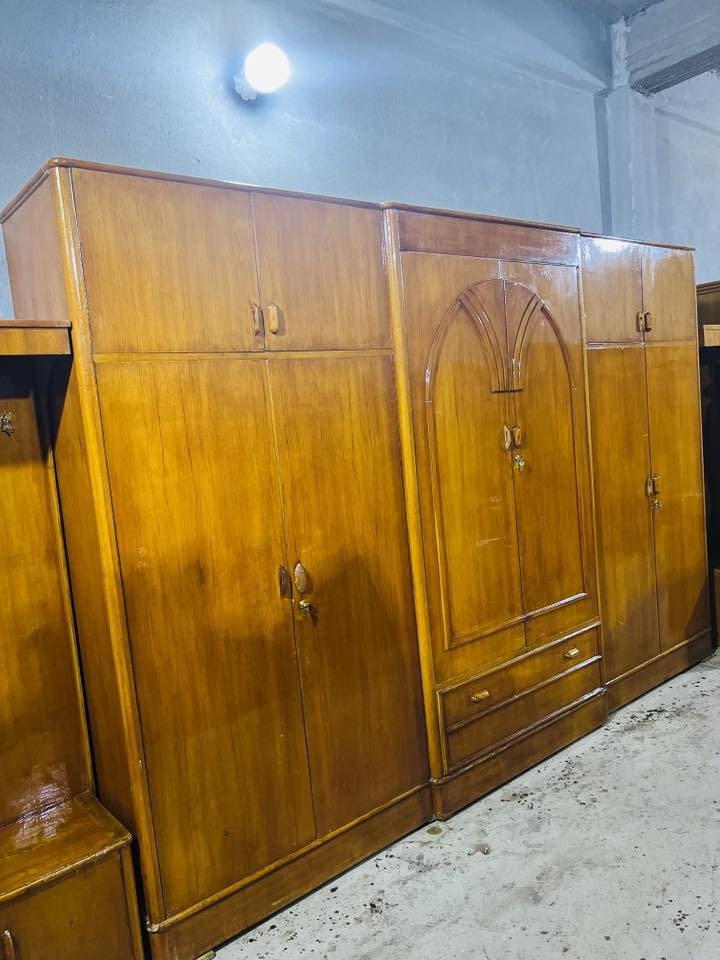 سلام عليكم غرفه نجاره صاج مستخدمه نظيفه داخل خارج صاج السعر ٦٥٠ العنوان الحله ***********
