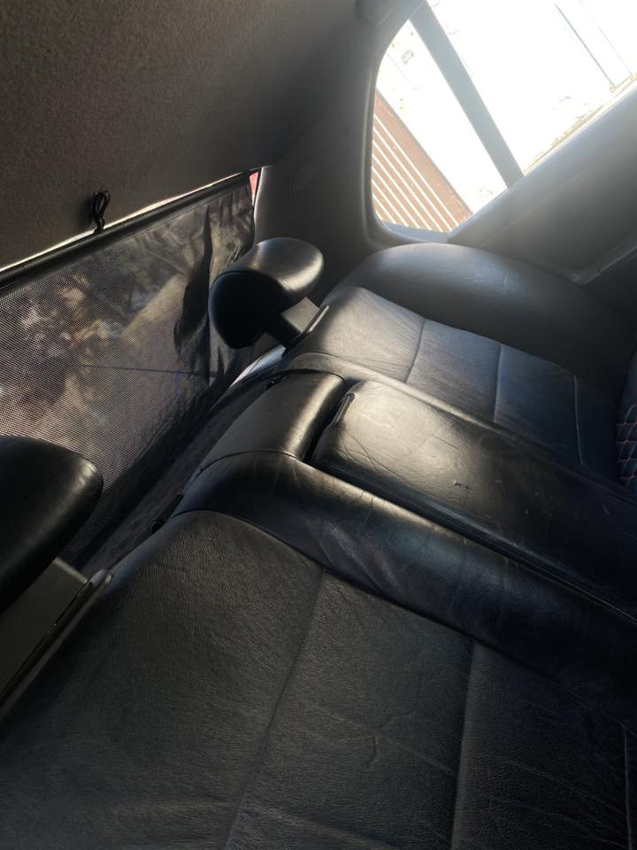 بي ام حجم ٧٣٠ بسمي كيرتوماتيك دبل ايرباك دبل جكمجة مكفول من الكص والضربة مصبوغ عام بدون معجون كير ومحرك شرط سعرها ٥٢ وترايك للكويت *********** - ***********
