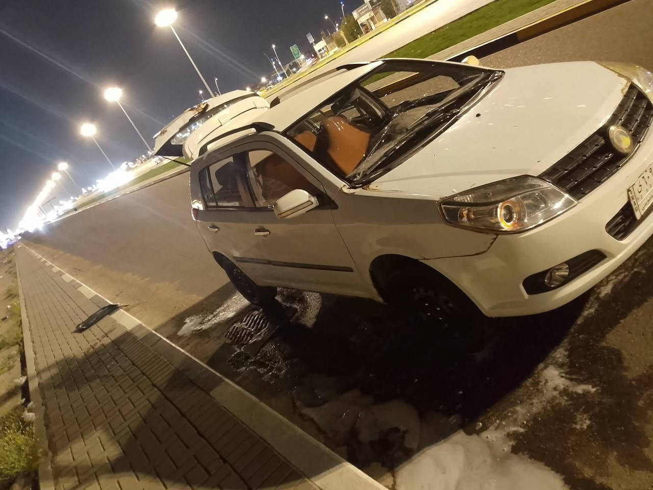 جيلي ام كي٢٠١٣محرك كورلا ٤براغي تخم تاير حداده مشط كهربائيات كلهه شغاله السياره بالبصره رقم بغداد بدون راعي اكفل سرقه وعشايرالسعر ١٨ورقه رقم الموبايل ***********
