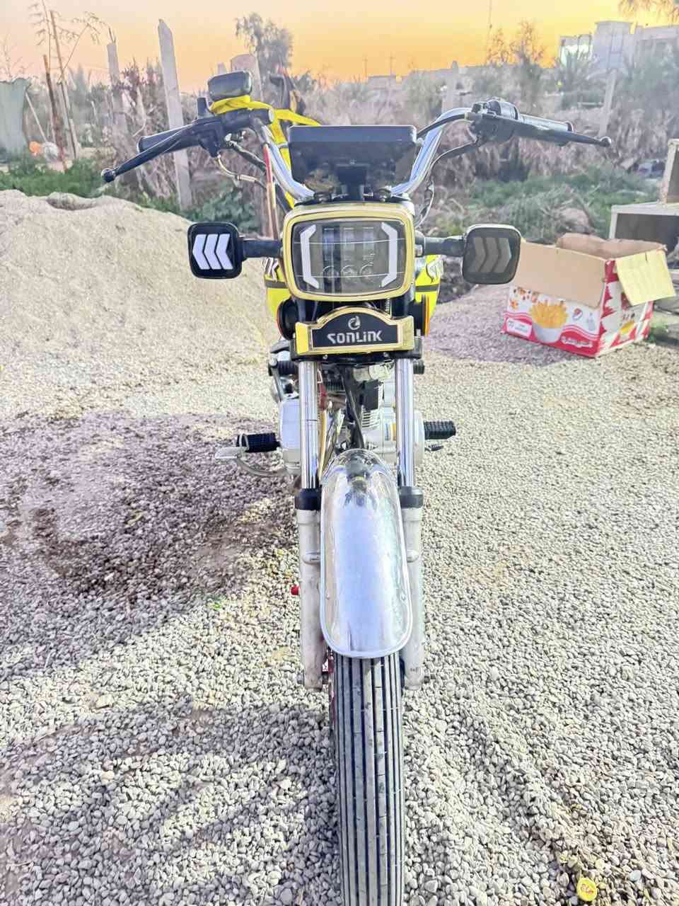 سلام عليكم دراجة البيع سيفان موديل 24 دراجه مكينه تاخذه شرط فحص دراجه حلوه مرتبه سعره 550 بيه مجال طيبين 
عنوان ديالى المقدادي 
رقم ***********
