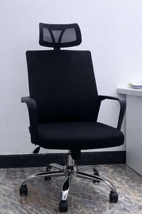 كرسي دراسي • متحرك • بغداد