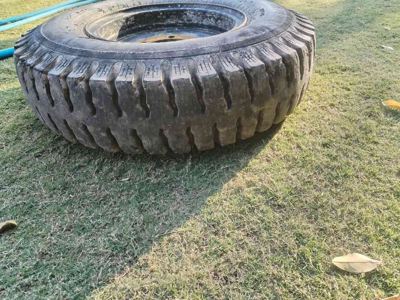 سلام عليكم تايرات زوج عربانه جديد هوه ويله  
***********
